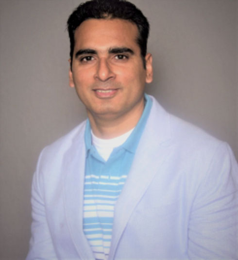 Dr Manish Mujal